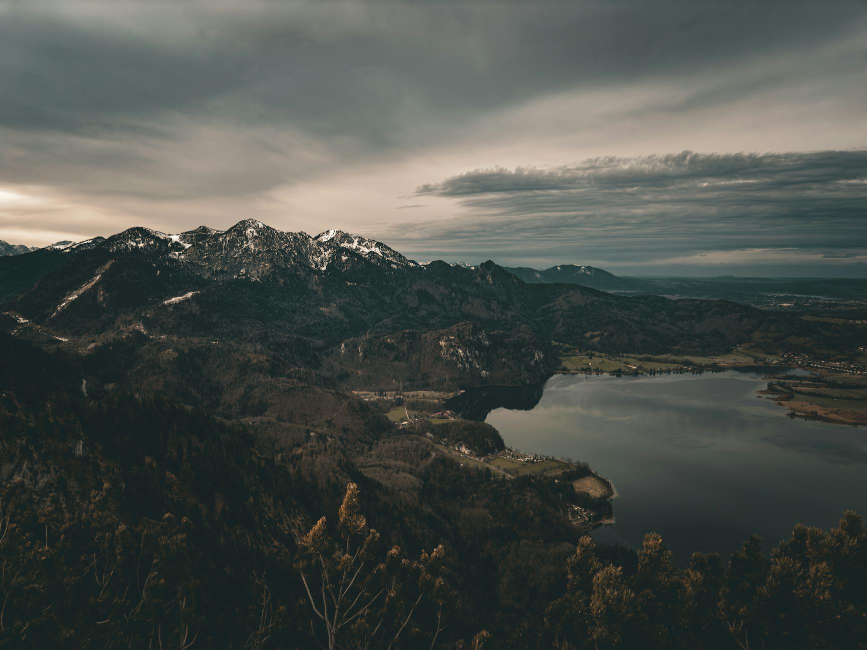 Best Day Trips from Munich: Complete Guide 4 Bavarian Alps mountain lake scenic day trip from Munich