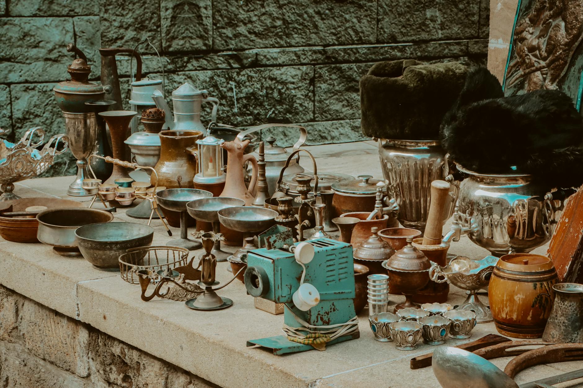 Munich Shopping Guide: Luxury to Markets 4 Vintage treasures and antiques at a Munich flea market shopping experience