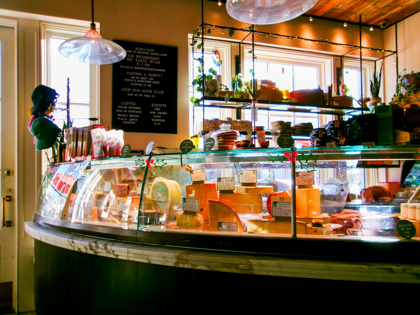 Munich Shopping Guide: Luxury to Markets 6 Gourmet food and delicatessen display in Munich specialty store