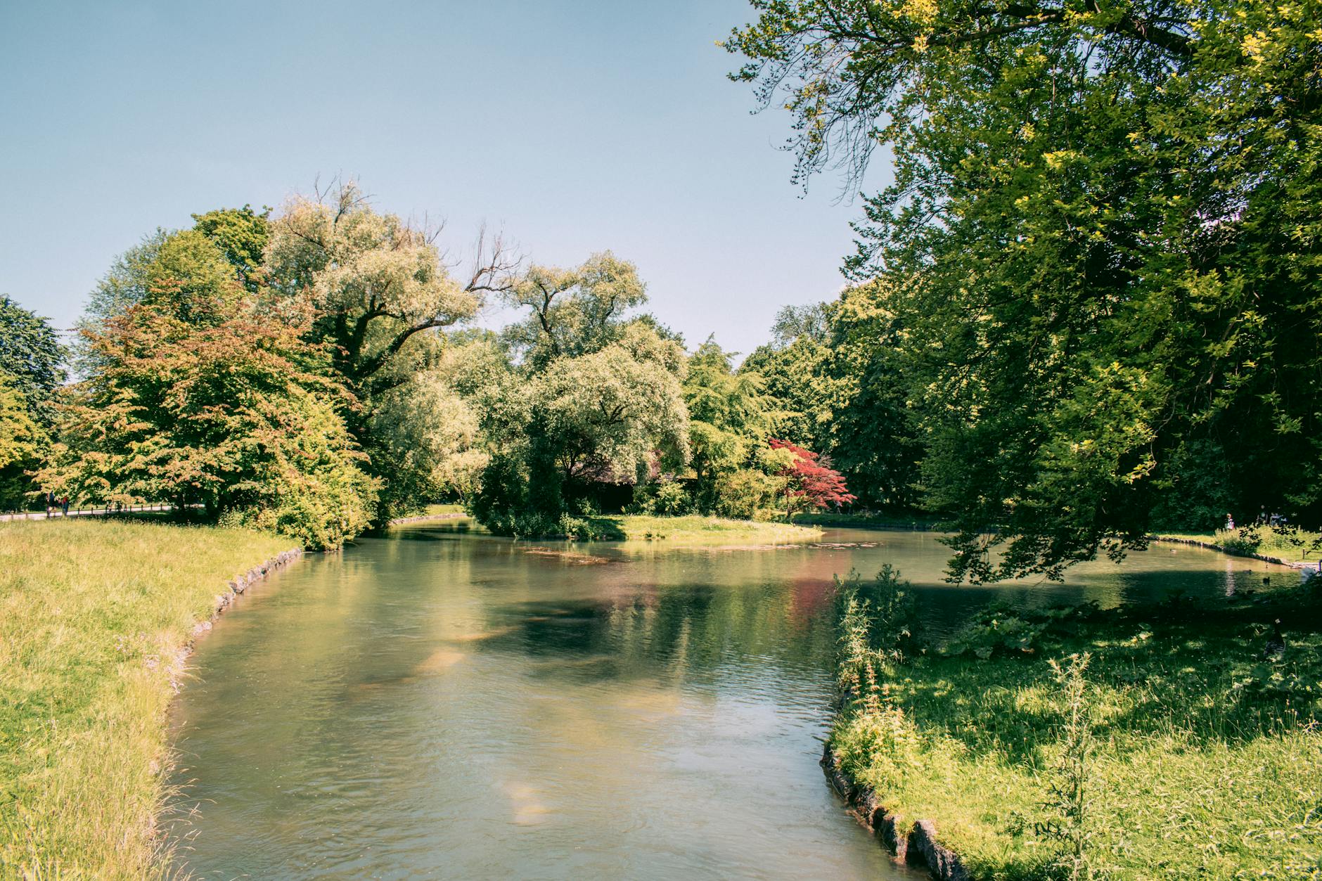 Best Free Things to Do in Munich 4 Isar river Munich riverside walk free outdoor activity