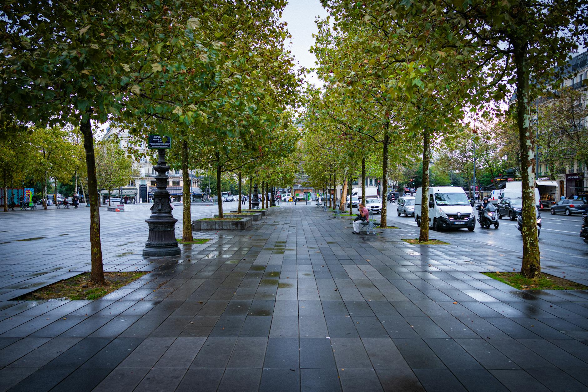 Munich weather rain umbrella city street autumn