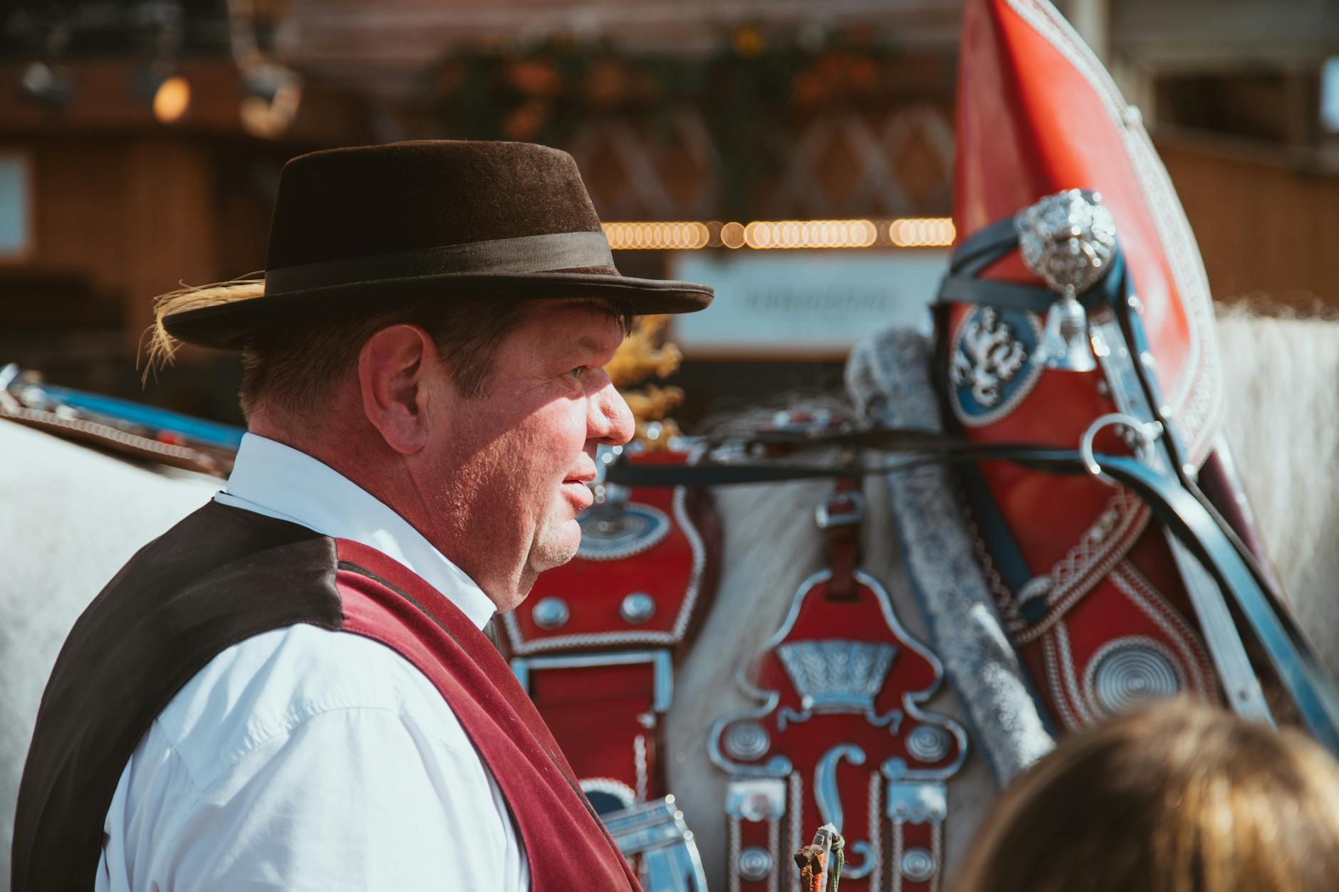 Oktoberfest 2026 Dates, Hours & Schedule 5 Oktoberfest Trachtenumzug traditional costume parade Munich Bavarian