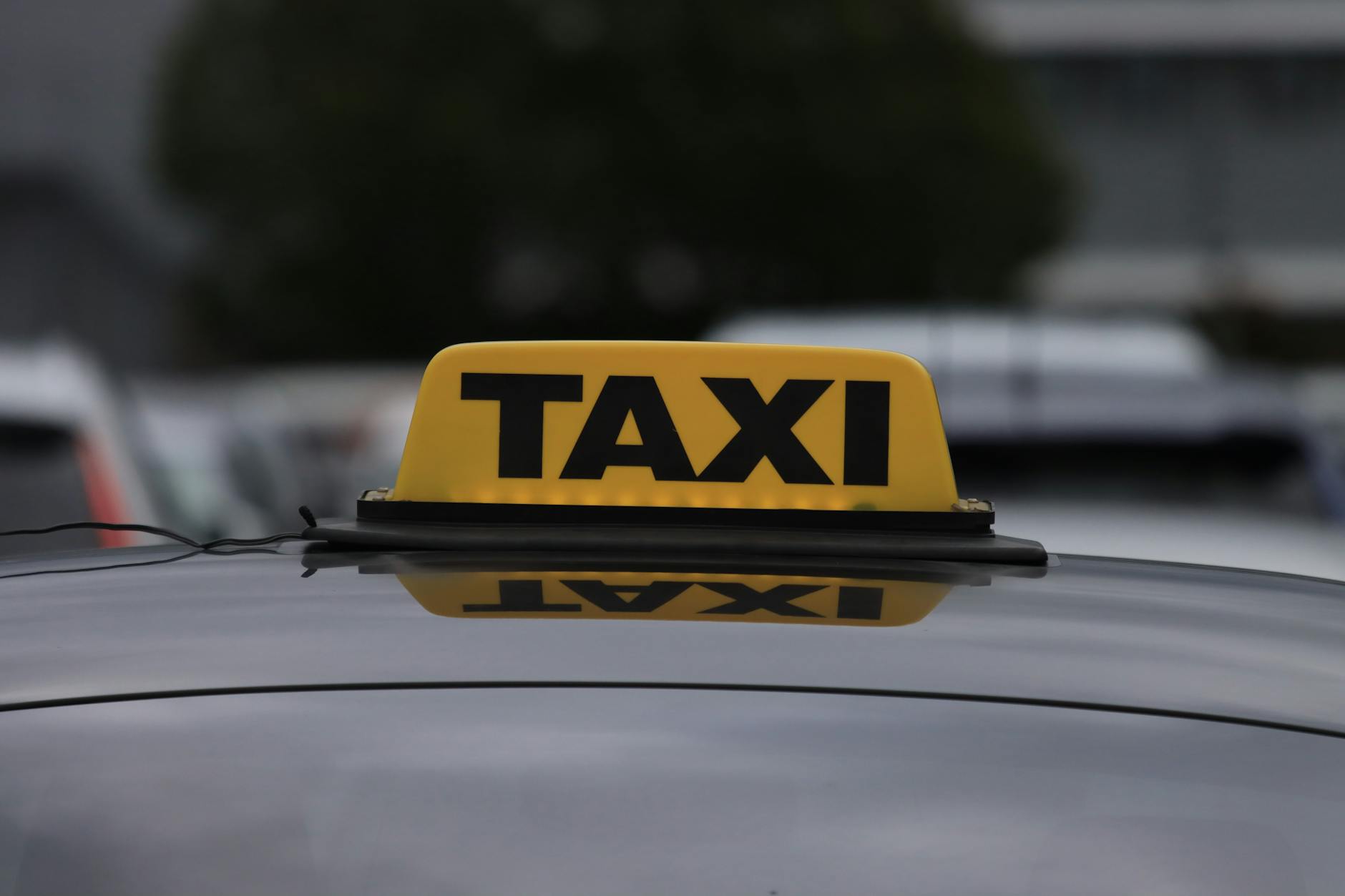 Munich Airport to City Center: Transport Options 5 Munich Airport taxi rank departure curb