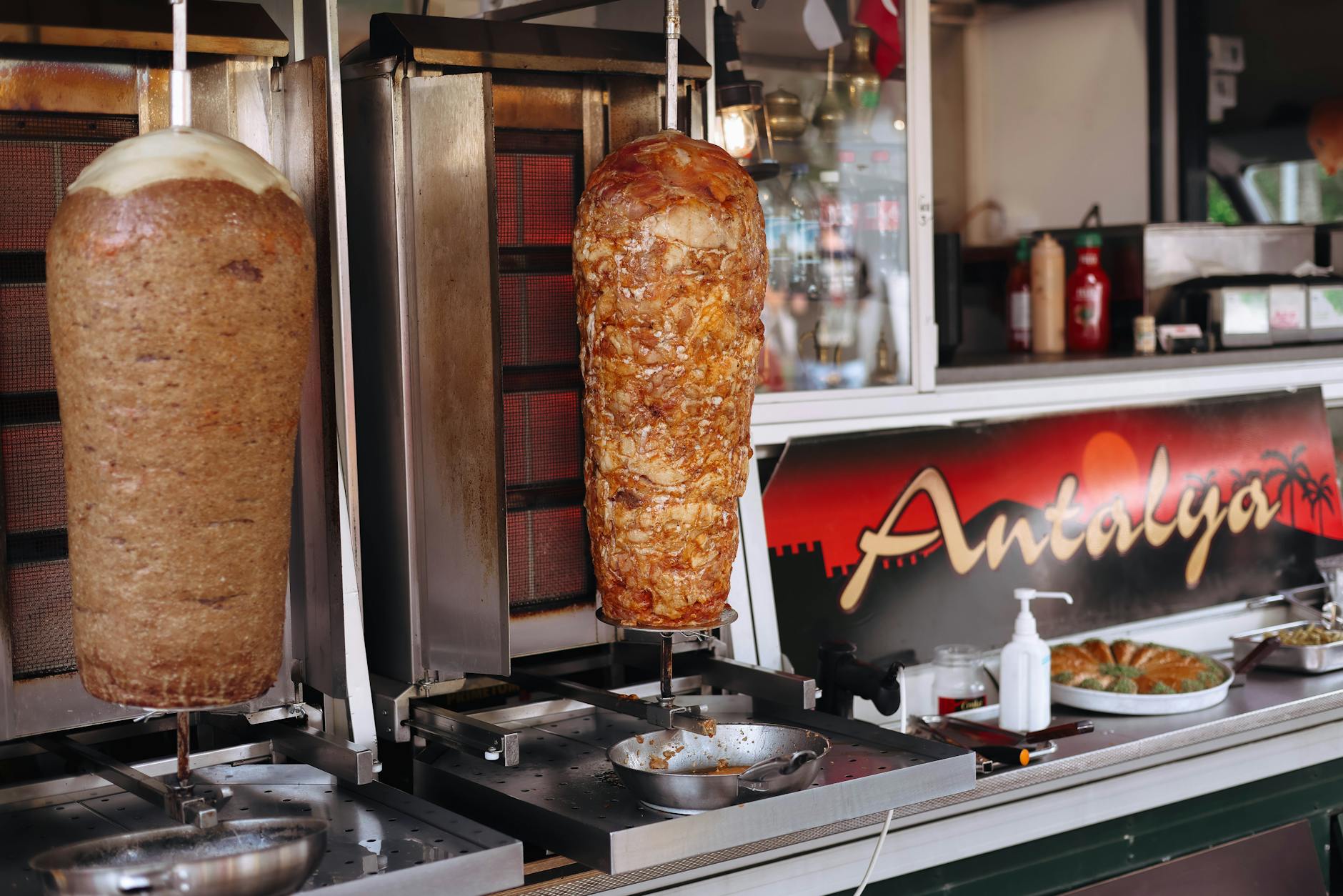 Late Night Eats in Munich: Where to Eat After Midnight 3 Doner kebab takeaway