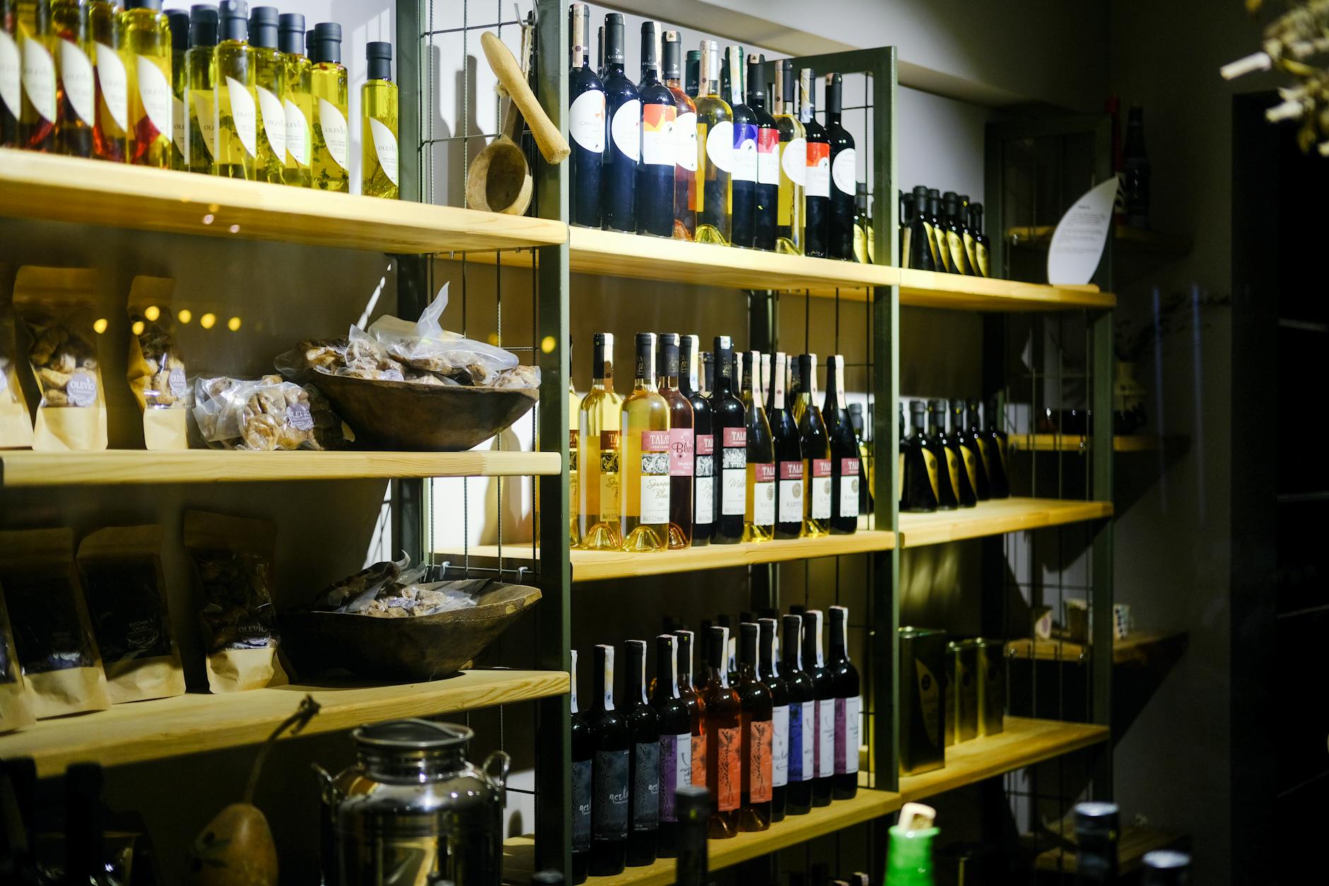 Munich Food Shopping: Delis, Specialty Markets and Gourmet Stores 4 Wine shop interior with bottles