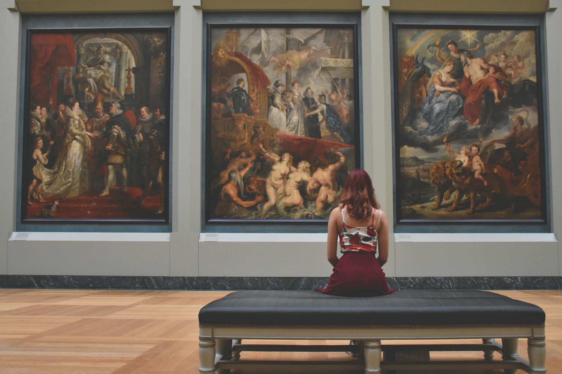 Old master painting gallery