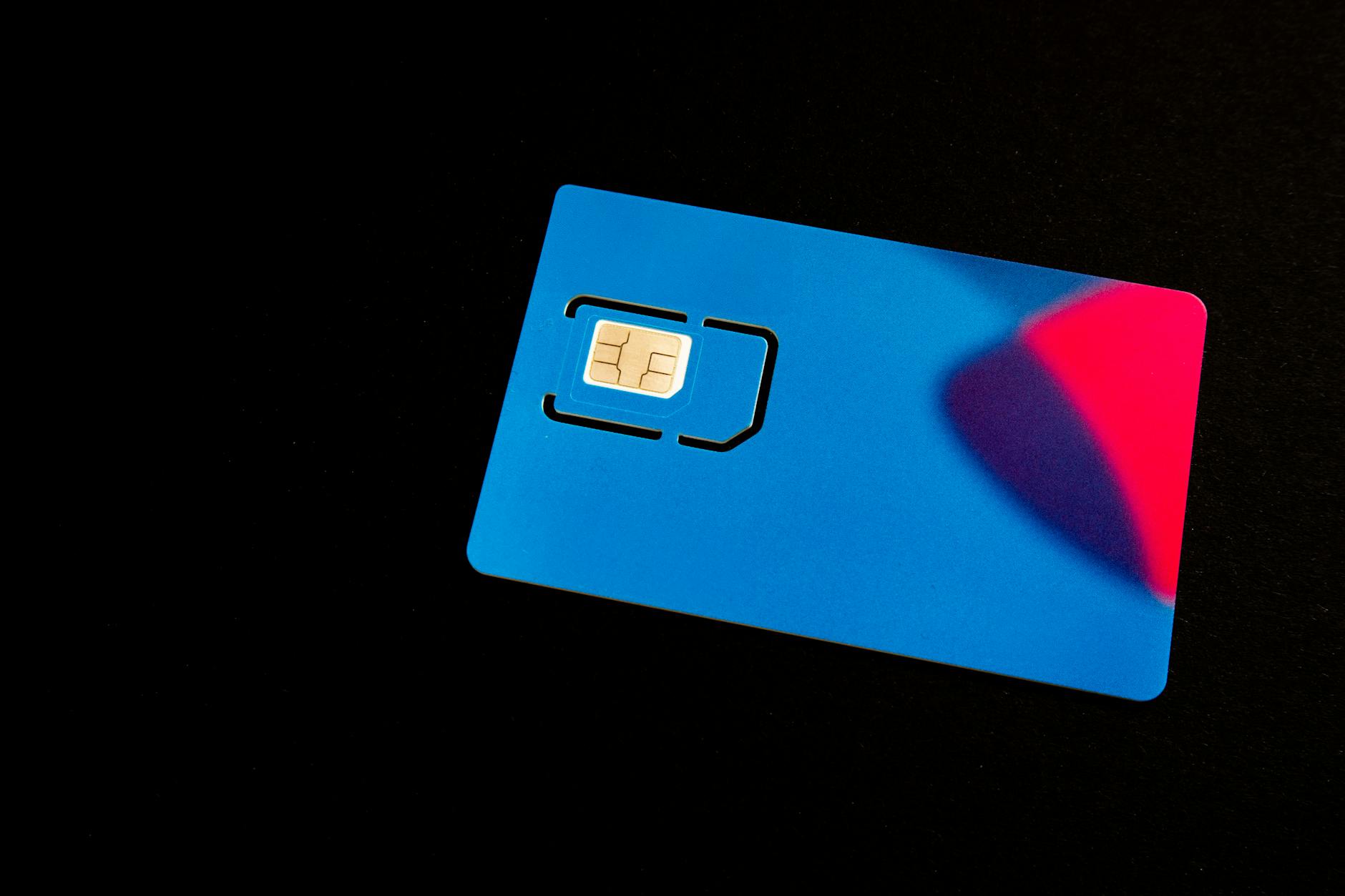 Munich SIM Card and WiFi: Stay Connected (2026) 2 Smartphone SIM card travel Europe