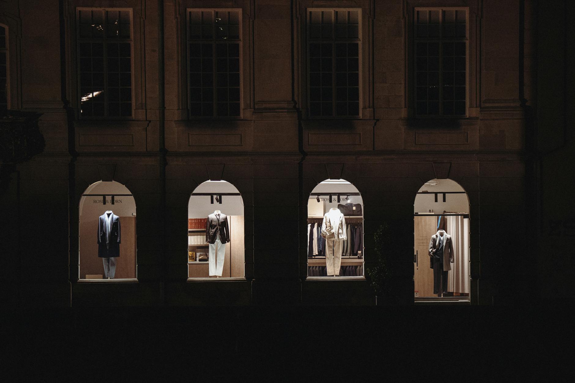 Munich Tax-Free Shopping: Complete VAT Refund Guide 5 Maximilianstrasse luxury shop window