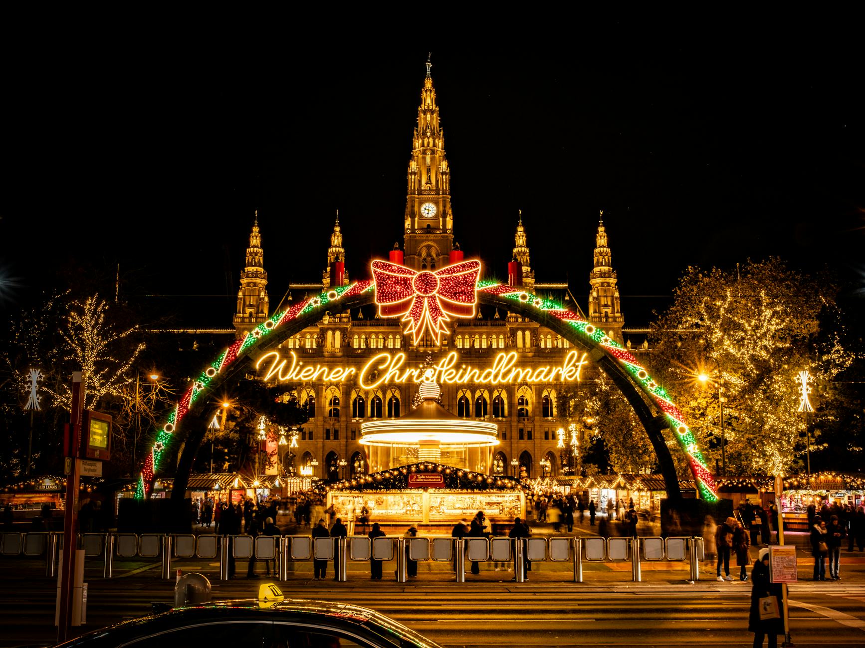 Nuremberg Day Trip from Munich: Complete History and Food Guide 5 Nuremberg Christkindlesmarkt