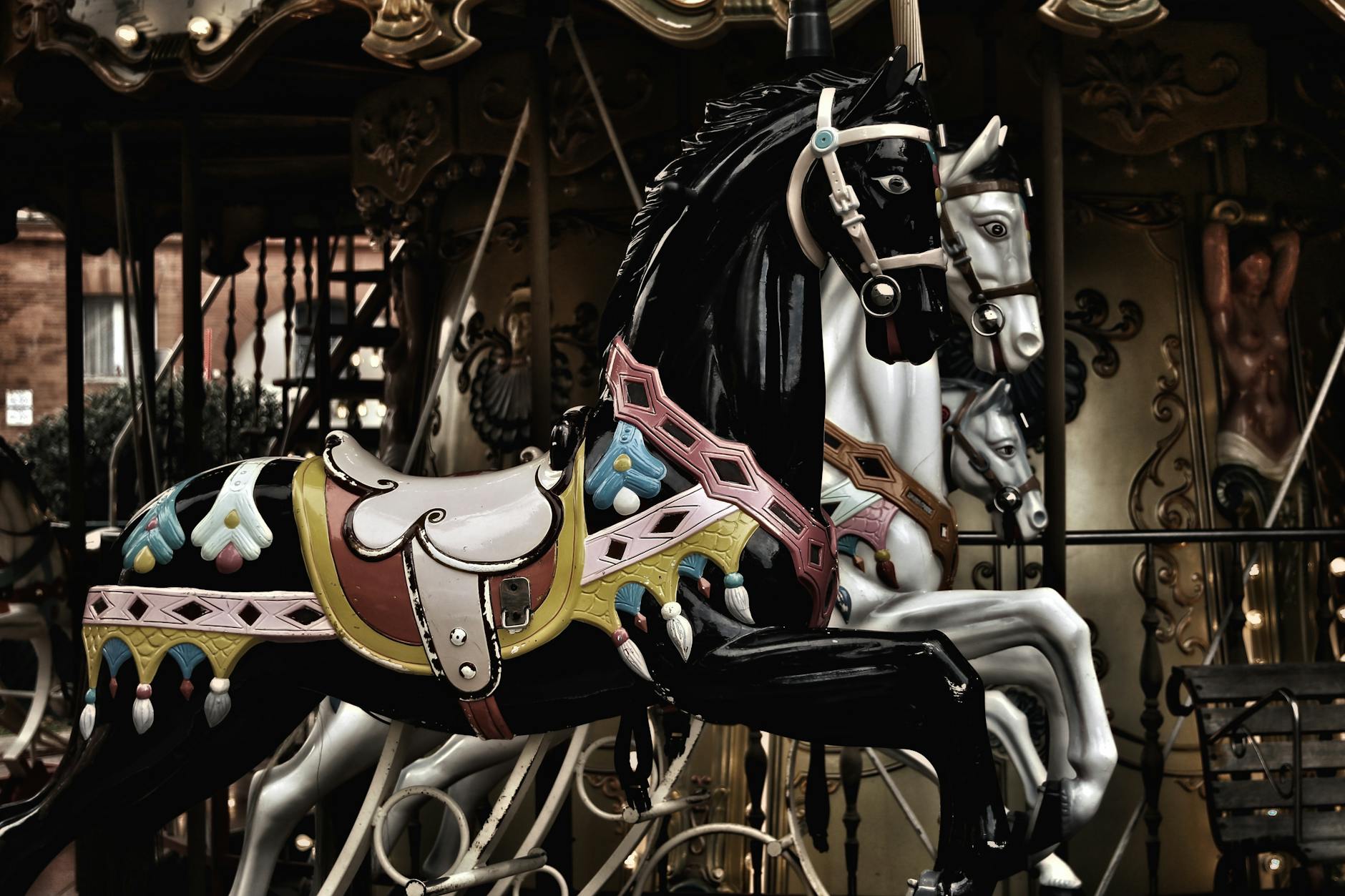 Oide Wiesn historic carousel children Oktoberfest family Munich