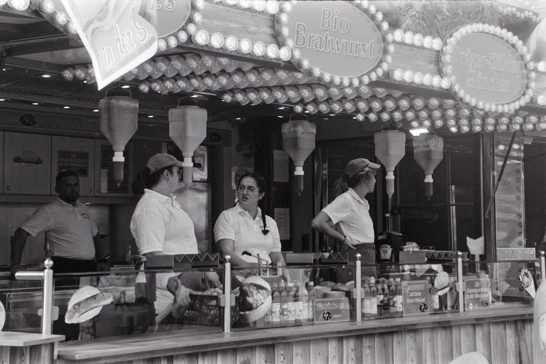 Viktualienmarkt Munich: Complete Guide to the Famous Food Market 6 Bratwurst Wurstsemmel Brez'n stand Viktualienmarkt Munich quick lunch