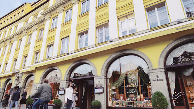 Munich Food Shopping: Delis, Specialty Markets and Gourmet Stores