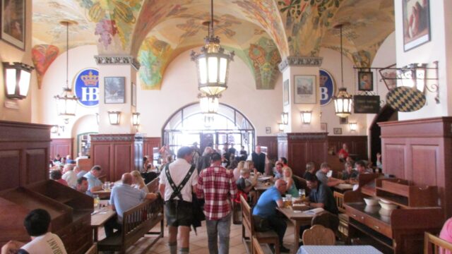 Munich Beer Halls and Breweries Guide