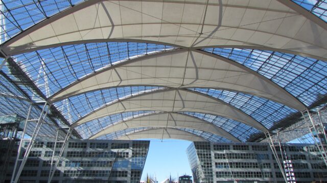 Getting to Munich: Flights, Trains and Buses Guide (2026)