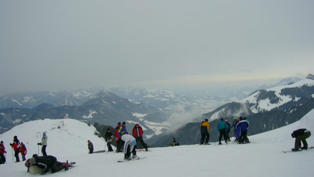 Skiing Near Munich: Best Resorts for a Day on the Slopes
