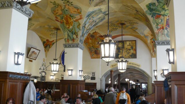 Hofbrauhaus Munich: What to Order and Is It Worth It